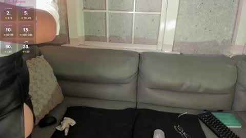 Snapshot of lucylovelyy1 chatting on 11-15-25, 02:09 Lucy online show from 11-15-25, 02:09