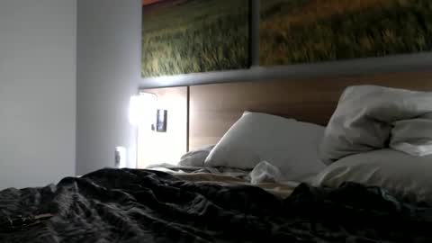 Snapshot of lucyloveslookers78240 chatting on 01-03-25, 12:00 Lucy Loves Lookers online show from 01-03-25, 12:00