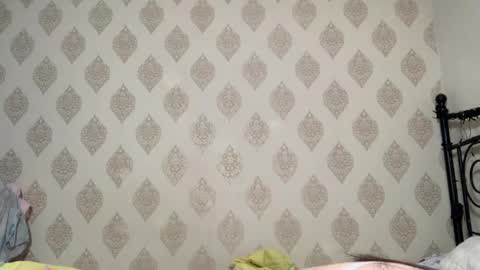 Lucy online show from 04-18-26, 01:09