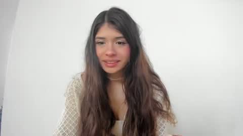 Snapshot of lucyportman chatting on 05-20-26, 11:27 lucyportman online show from 05-20-26, 11:27