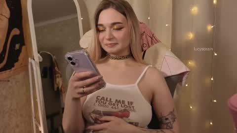 Snapshot of lucysbrain chatting on 02-24-26, 06:28 Lucy online show from 02-24-26, 06:28