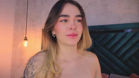 Lucy online show from 10-05-25, 04:00