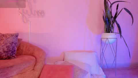 Lucy online show from 10-29-25, 04:59