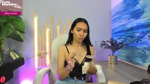 Lucy Liiu online show from 09-24-25, 12:19