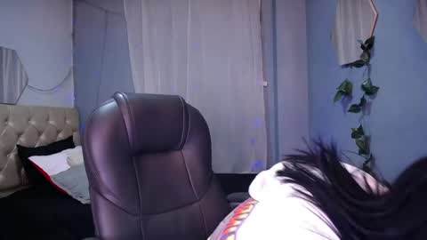 LUDOVICA online show from 04-19-26, 03:28