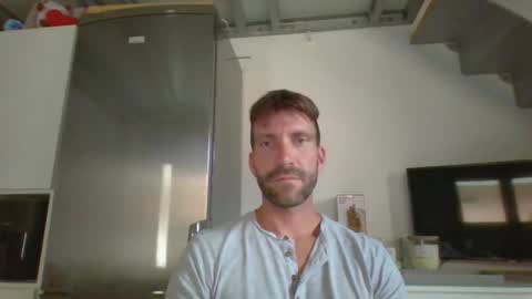 Snapshot of ludovichi chatting on 09-09-25, 03:22 ludovichi online show from 09-09-25, 03:22