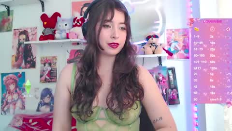Snapshot of luhannaeverdeen chatting on 07-16-26, 05:52 Luhana online show from 07-16-26, 05:52