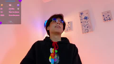 Lui online show from 03-31-26, 03:52