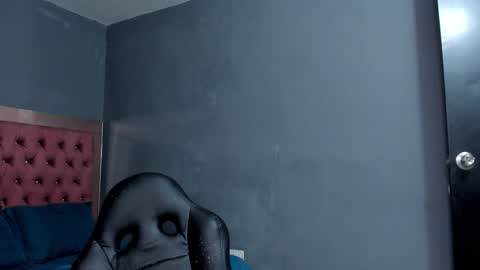 Snapshot of luigi1_ chatting on 12-28-24, 05:12 Luigi Vitale online show from 12-28-24, 05:12