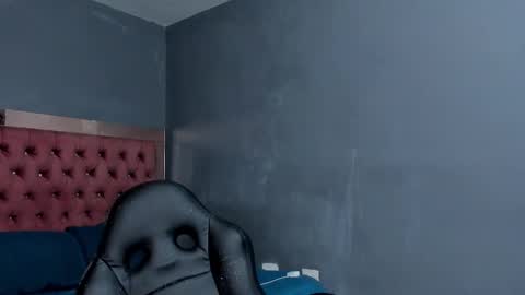 Snapshot of luigi1_ chatting on 01-07-25, 04:08 Luigi Vitale online show from 01-07-25, 04:08