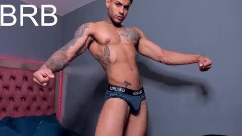 Snapshot of luigi1_ chatting on 10-13-25, 12:21 Luigi Vitale online show from 10-13-25, 12:21