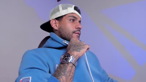 Snapshot of luigi1_ chatting on 11-26-25, 05:41 Luigi Vitale online show from 11-26-25, 05:41