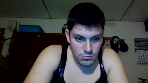 Snapshot of luis2423 chatting on 09-30-25, 07:08 A slave to the mistress.. un esclavo para las amas dominantes. online show from 09-30-25, 07:08