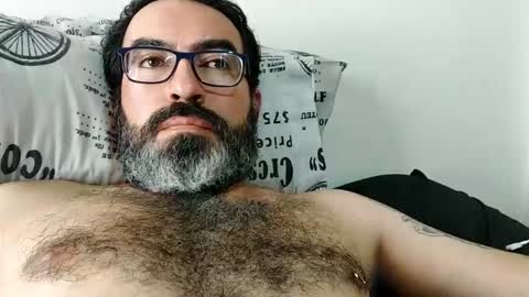 Hairyman online show from 10-26-25, 07:20