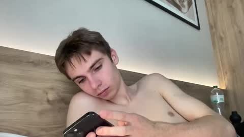 Luis online show from 11-13-25, 10:47