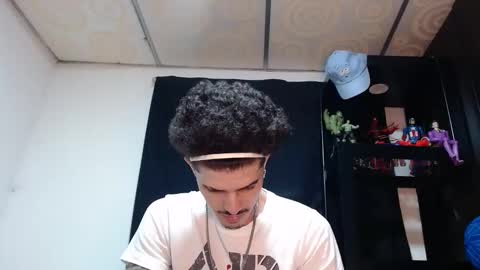 Snapshot of luis_as chatting on 01-07-26, 11:23 Luis AS online show from 01-07-26, 11:23