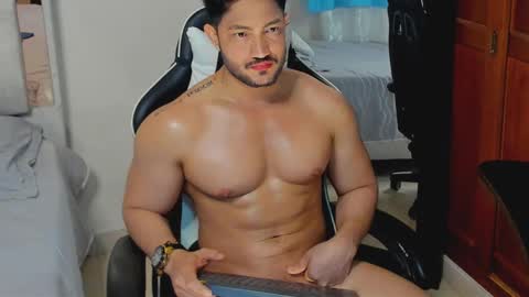 Snapshot of luis_baptista chatting on 10-14-25, 06:03 luis_baptista online show from 10-14-25, 06:03