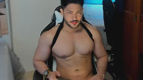 Snapshot of luis_baptista chatting on 10-19-25, 07:58 luis_baptista online show from 10-19-25, 07:58