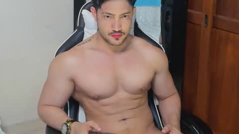 Snapshot of luis_baptista chatting on 12-14-25, 01:22 luis_baptista online show from 12-14-25, 01:22