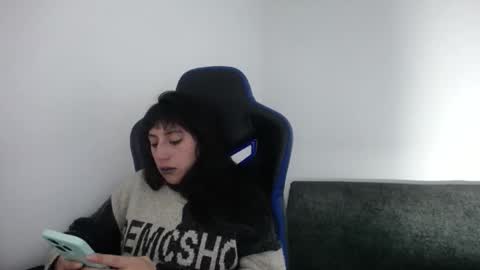 luisa_homes online show from 12-22-25, 11:24