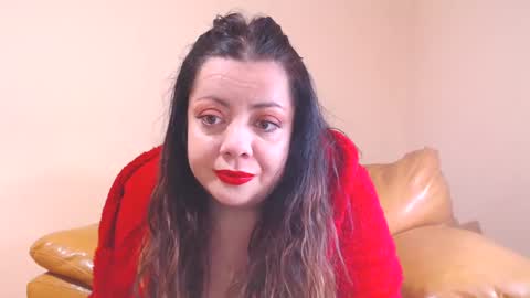 Snapshot of luisahornydoll chatting on 01-19-25, 02:06 Cassie online show from 01-19-25, 02:06