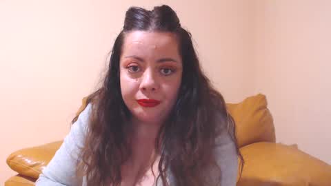 Snapshot of luisahornydoll chatting on 01-24-25, 05:42 Cassie online show from 01-24-25, 05:42