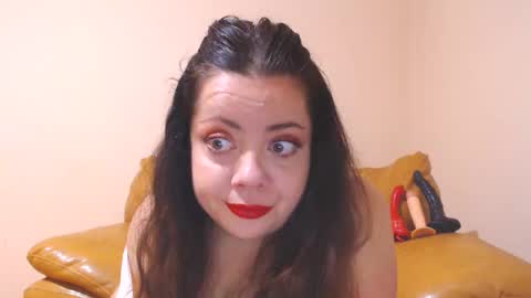 Snapshot of luisahornydoll chatting on 01-25-25, 03:52 Cassie online show from 01-25-25, 03:52