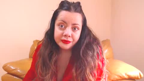 Snapshot of luisahornydoll chatting on 02-04-25, 10:10 Cassie online show from 02-04-25, 10:10