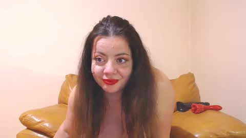 Snapshot of luisahornydoll chatting on 02-07-25, 11:55 Cassie online show from 02-07-25, 11:55