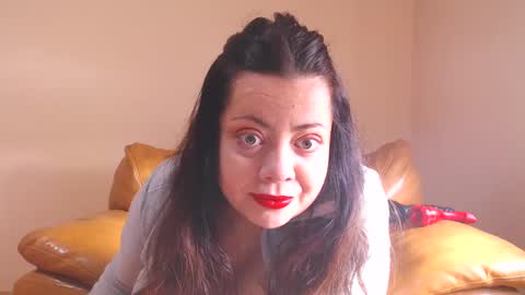 Snapshot of luisahornydoll chatting on 02-11-25, 10:59 Cassie online show from 02-11-25, 10:59