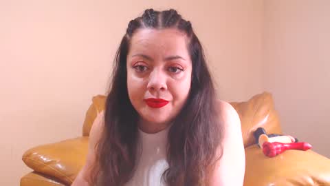 Snapshot of luisahornydoll chatting on 02-17-25, 12:05 Cassie online show from 02-17-25, 12:05