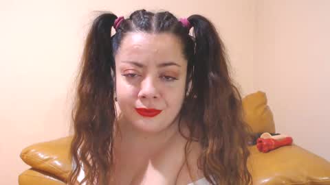 Snapshot of luisahornydoll chatting on 02-22-25, 09:59 Cassie online show from 02-22-25, 09:59