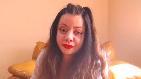 Snapshot of luisahornydoll chatting on 02-26-25, 11:09 Cassie online show from 02-26-25, 11:09