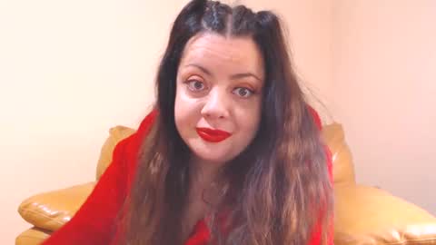 Snapshot of luisahornydoll chatting on 02-28-25, 09:15 Cassie online show from 02-28-25, 09:15