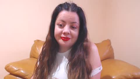 Snapshot of luisahornydoll chatting on 03-05-25, 04:02 Cassie online show from 03-05-25, 04:02