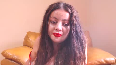 Snapshot of luisahornydoll chatting on 09-09-25, 01:32 Cassie online show from 09-09-25, 01:32