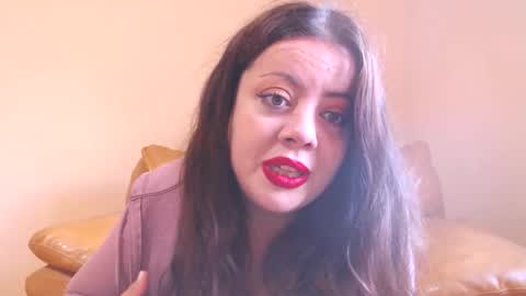 Snapshot of luisahornydoll chatting on 09-18-25, 08:16 Cassie online show from 09-18-25, 08:16