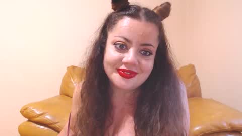 Snapshot of luisahornydoll chatting on 09-23-25, 03:48 Cassie online show from 09-23-25, 03:48