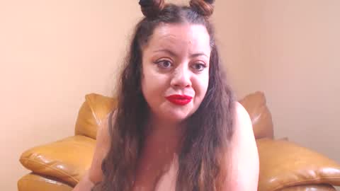 Snapshot of luisahornydoll chatting on 09-29-25, 06:51 Cassie online show from 09-29-25, 06:51