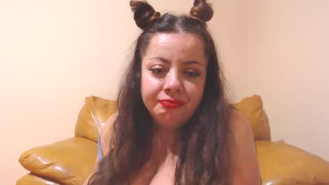 Snapshot of luisahornydoll chatting on 09-30-25, 08:25 Cassie online show from 09-30-25, 08:25