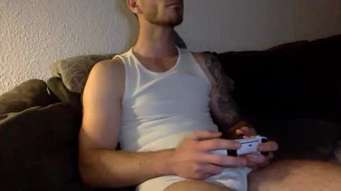 Snapshot of luisbadx chatting on 11-30-25, 04:16 Luis Badx online show from 11-30-25, 04:16