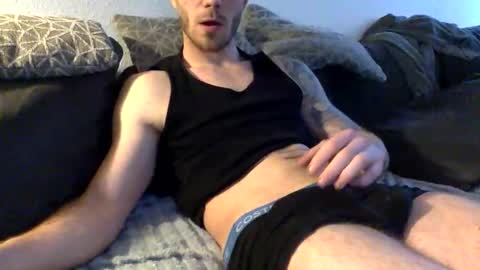 Snapshot of luisbadx chatting on 02-06-26, 08:18 Luis Badx online show from 02-06-26, 08:18