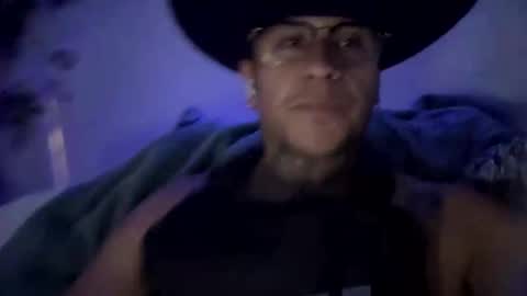 Snapshot of luisjg24hrs chatting on 05-11-26, 05:32 luisjg24hrs online show from 05-11-26, 05:32