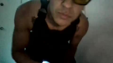 Snapshot of luisjg24hrs chatting on 05-23-26, 06:29 luisjg24hrs online show from 05-23-26, 06:29