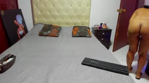 Snapshot of luissa_s1 chatting on 04-30-26, 12:11 Luissa online show from 04-30-26, 12:11