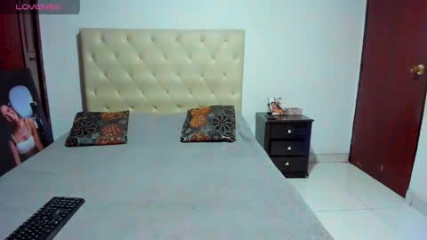 Snapshot of luissa_s1 chatting on 05-20-26, 12:33 Luissa online show from 05-20-26, 12:33