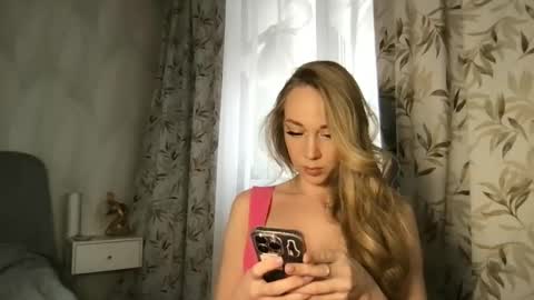 luiva13 online show from 02-11-25, 11:43