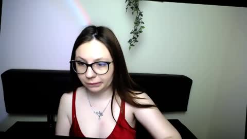 Luiza online show from 04-18-26, 06:28