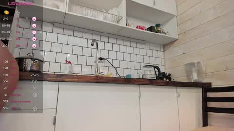 Snapshot of lukas_jena chatting on 02-22-25, 02:52 Lukas jena online show from 02-22-25, 02:52