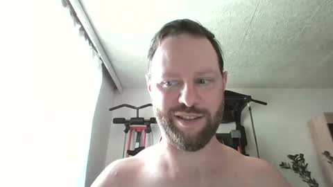 Snapshot of luke91_t chatting on 07-03-26, 09:48 luke91_t online show from 07-03-26, 09:48